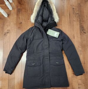 Canada Goose women's black Bronte parka